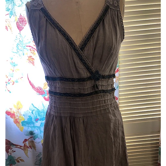 Fabulous embellished linen dress/antique Chinese embroidery trim, One of a kind - Picture 8 of 13